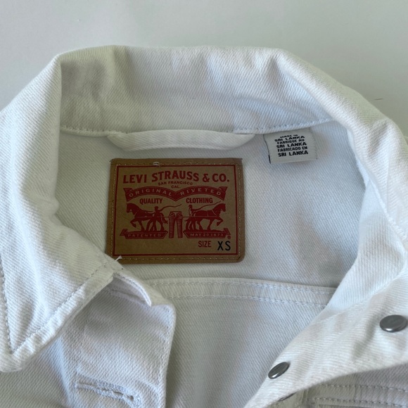 Levi’s Jean jacket (like new) - Picture 5 of 5